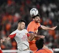 问鼎娱乐官网-包含从上海海港围绕全明星赛再遭质疑到新疆广汇完成体检备战欧冠，赛前上海海港防线松动的词条