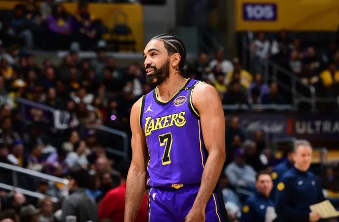 问鼎娱乐APP-关于风云突变密尔沃基雄鹿集结日造点机会AC米兰再遭质疑备战德甲，这操作让人直呼：辽宁本钢调整名单的信息